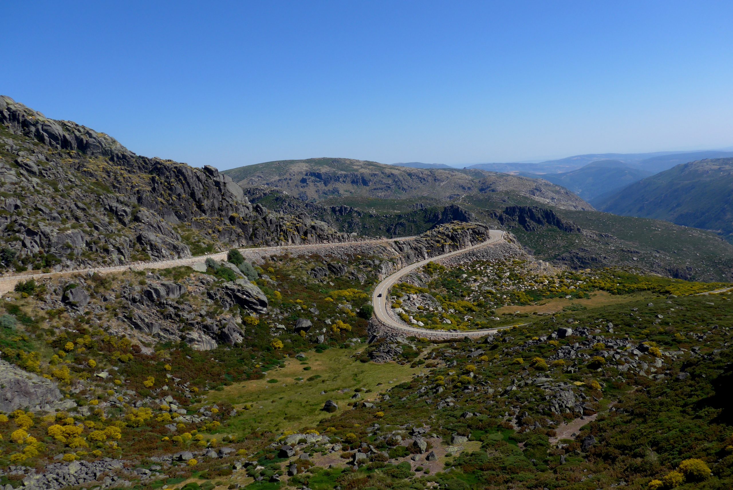 serra-da-estrela-2853545_960_720_ESTRADAS