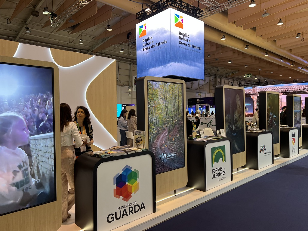 14BBFAA1-A213-45E1-AE22-C7CAA6233E5B_1_105_c