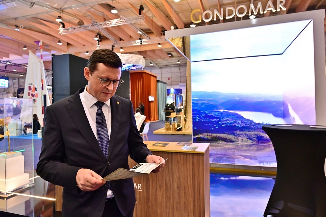 38DE58DD-A5F2-4356-932E-1177A2F3BFEB_1_105_c