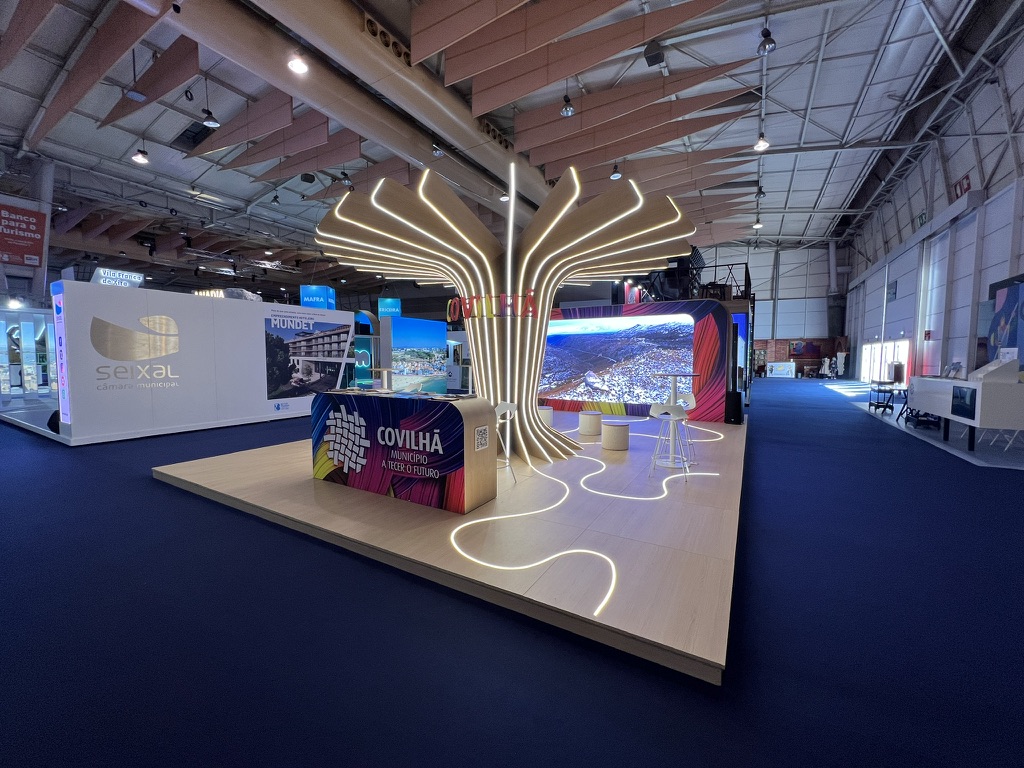 3AC05102-9F85-48D8-A075-DEFB7254E6C4_1_105_c