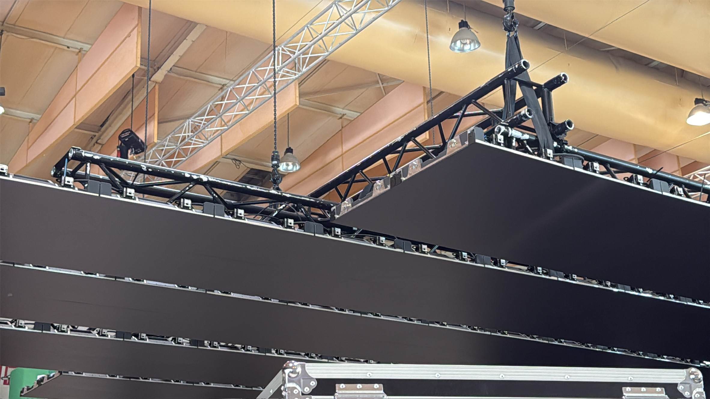 501CEB72-203B-4243-BC67-27249D947CAC_1_102_o