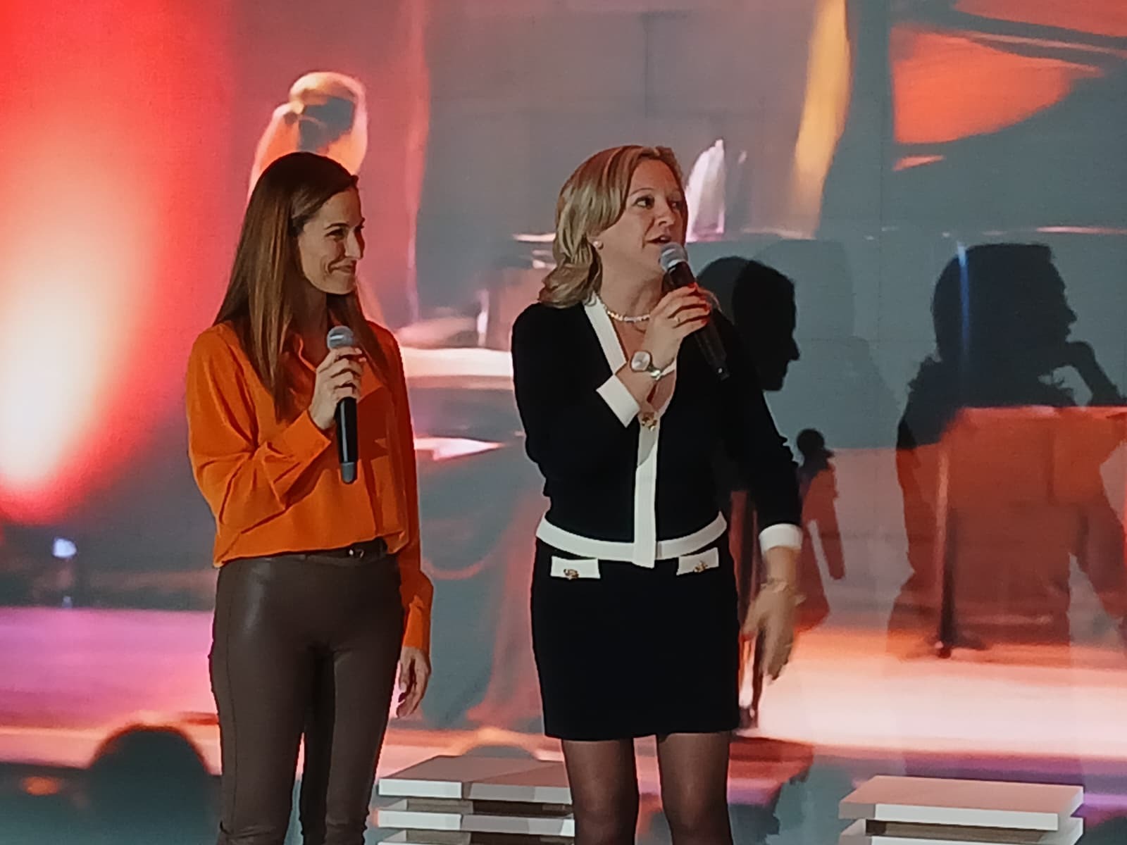 644486914_1351688130325660_9052586735690684702_n