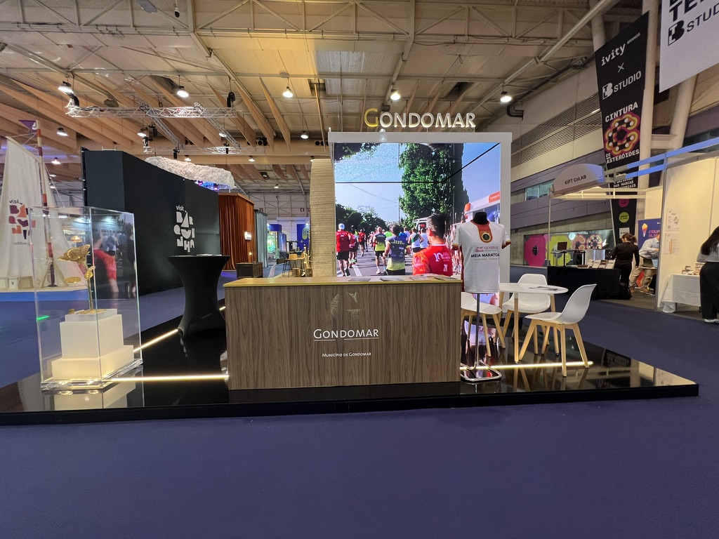 6CE9D463-1228-4807-86A3-3E7BDF1AF4B4_1_105_c