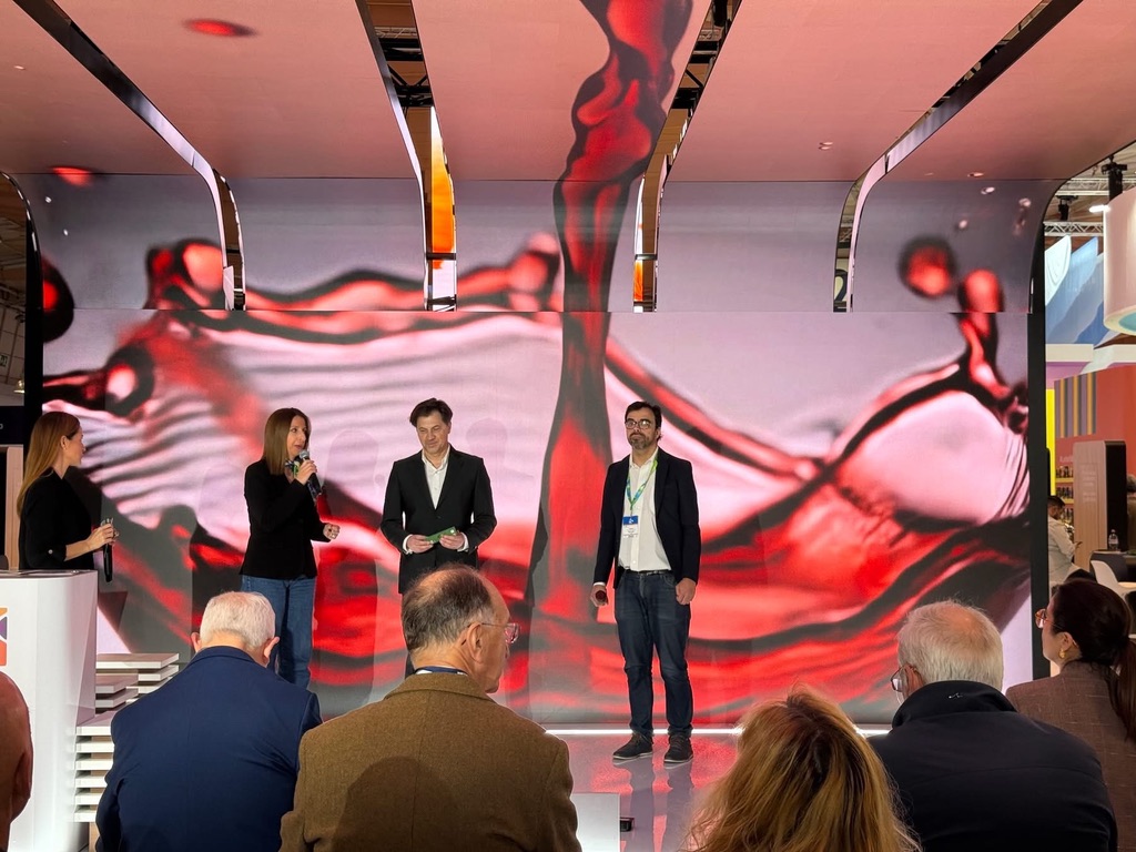 6E54952A-E536-4B2C-BBA2-F38F8E8E0DC1_1_105_c