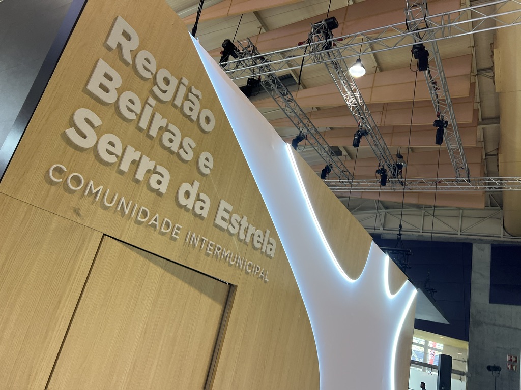 91DE327A-971F-4F4D-8205-6D06D6D1E2DE_1_105_c