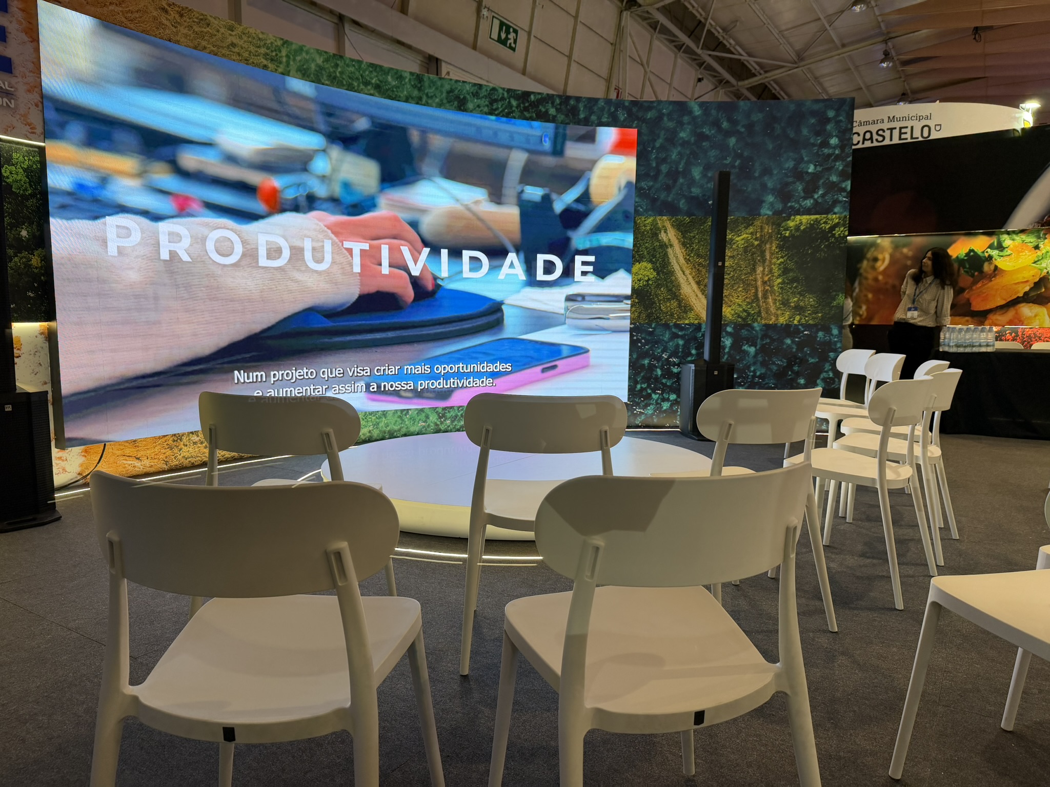 B53B37A1-CC77-4E20-9C89-6EA559CD7C41_1_102_o