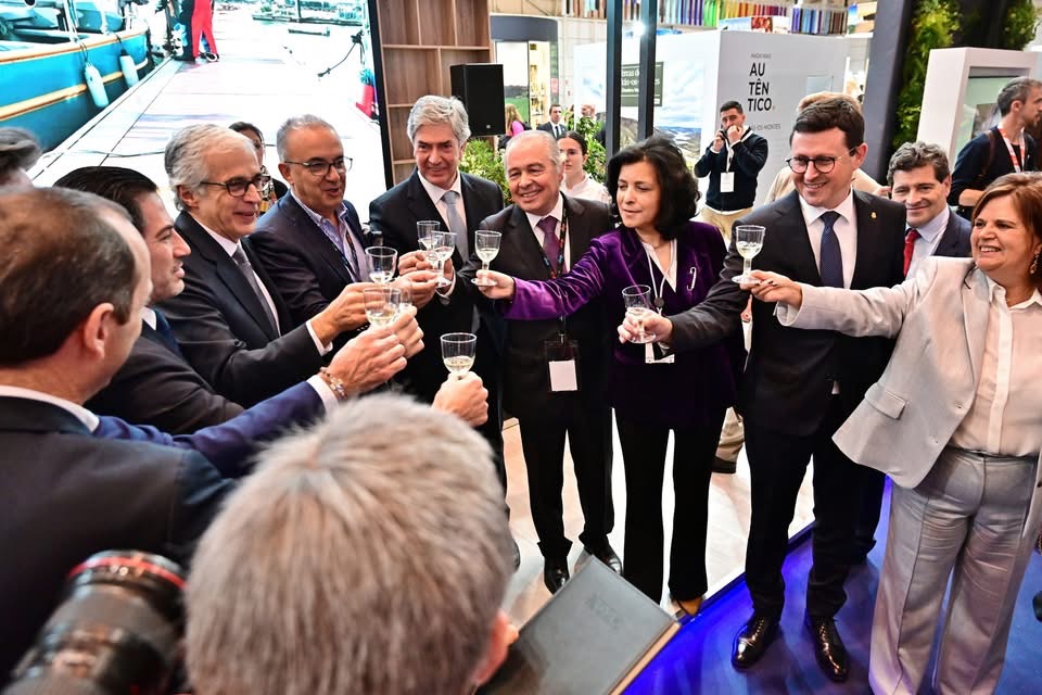 B693BFB6-1DE1-45AE-BF61-847B381D8FCC