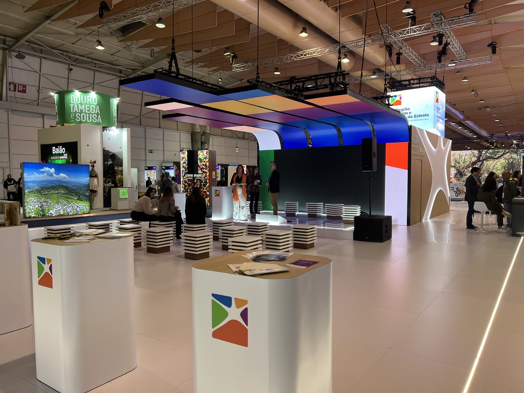 F2978664-E1DB-474C-A984-659DA85A7FA8_1_105_c